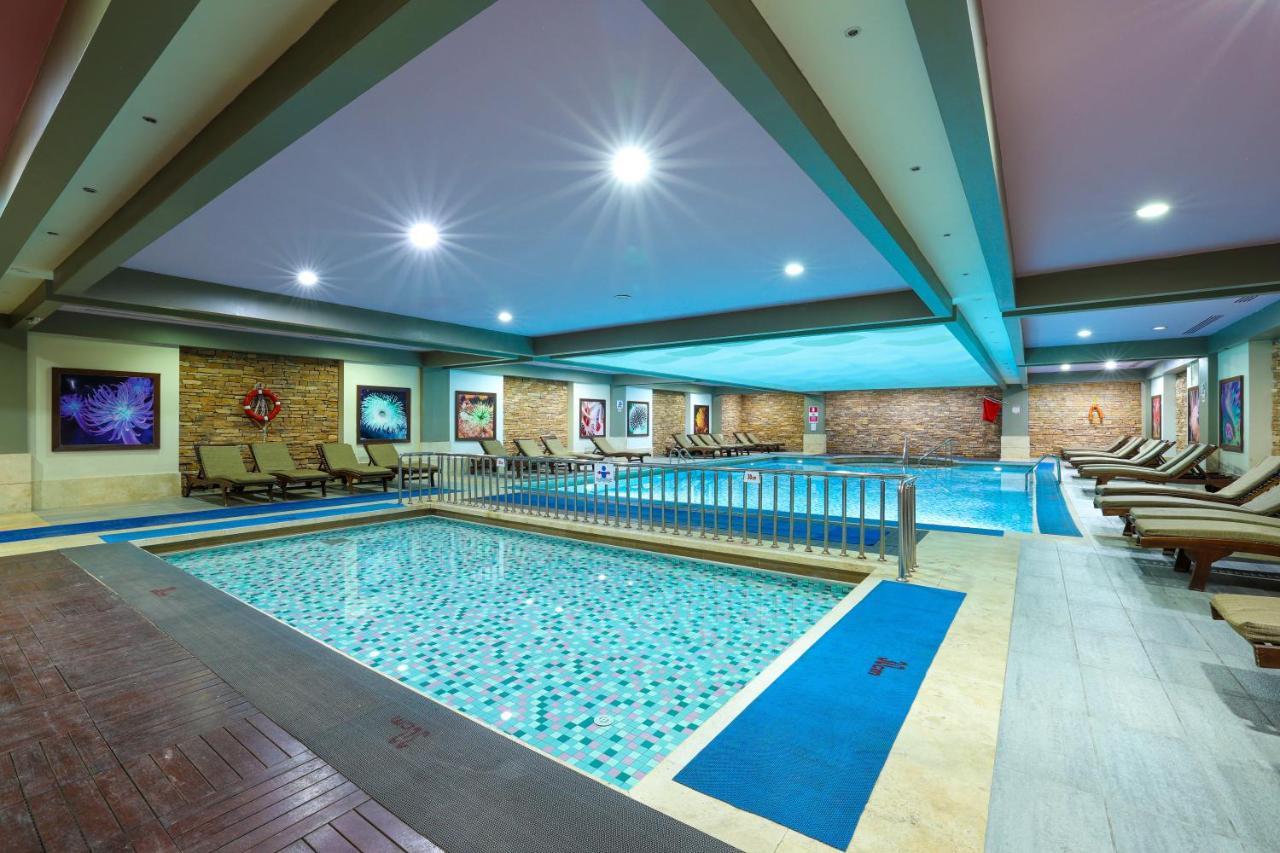 Crystal De Luxe Resort & Spa Kemer Exterior photo