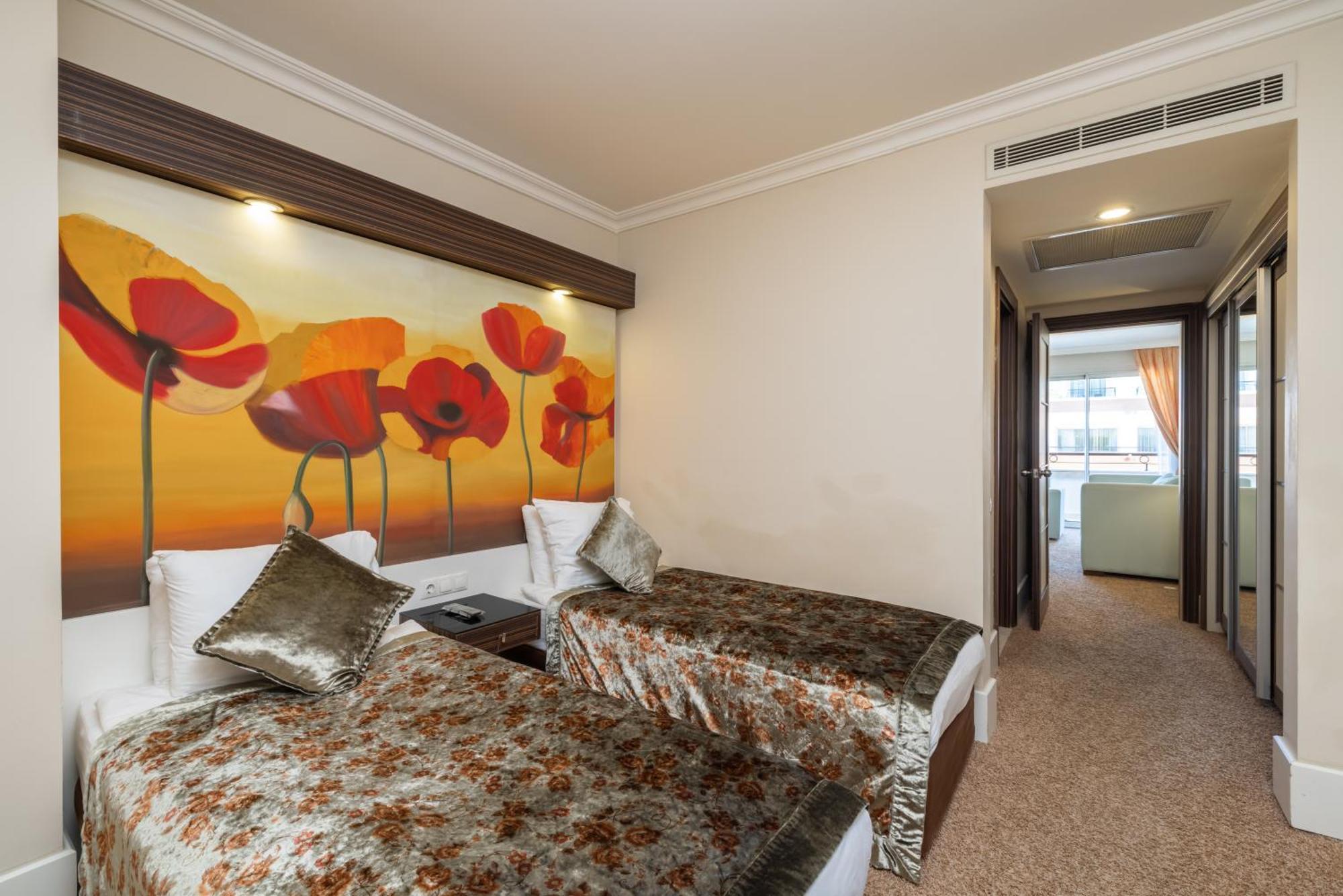 Crystal De Luxe Resort & Spa Kemer Exterior photo